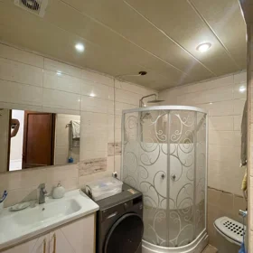 In Baku 125.0 m² apartment is for sale - Image 2