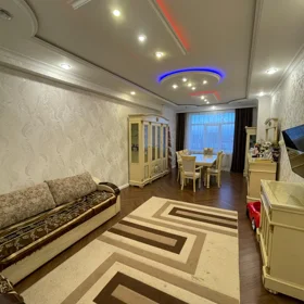 In Baku 125.0 m² apartment is for sale - Image 5