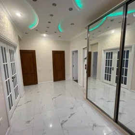In Baku 125.0 m² apartment is for sale - Image 10