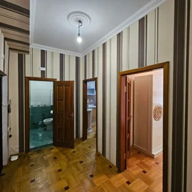 In Baku 70.0 m² apartment is for rent - Image 5