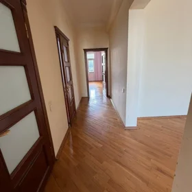 In Binəqədi rayonu 140.0 m² apartment is for rent - Image 8