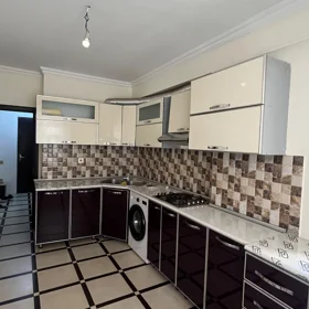 In Baku 70.0 m² apartment is for rent - Image 5