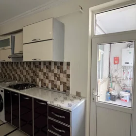 In Baku 70.0 m² apartment is for rent - Image 8