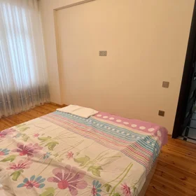 In Baku 70.0 m² apartment is for rent - Image 10