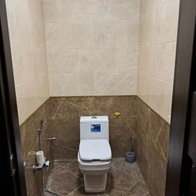In Baku 100.0 m² apartment is for sale - Image 6