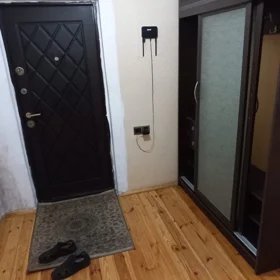 In Baku 70.0 m² apartment is for rent - Image 2