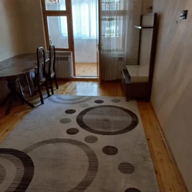 In Baku 70.0 m² apartment is for rent - Image 3