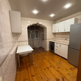 In Baku 65.0 m² apartment is for rent - Image 4