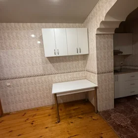 In Baku 65.0 m² apartment is for rent - Image 8