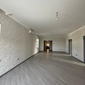In Xəzər rayonu 400.0 m² house with 7.0 rooms is for sale - Image 2