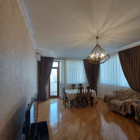 In Baku 150.0 m² apartment is for rent - Image 4