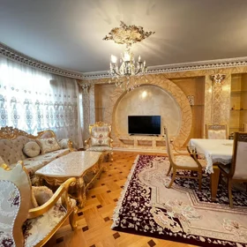 In Baku 240.0 m² apartment is for rent - Image 6