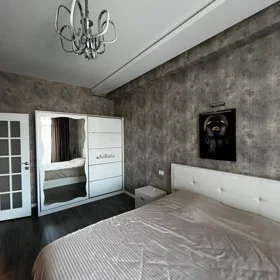 In Baku 80.0 m² apartment is for rent - Image 5
