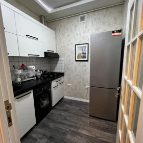 In Baku 80.0 m² apartment is for rent - Image 7
