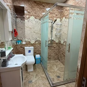 In Baku 100.0 m² apartment is for rent - Image 8