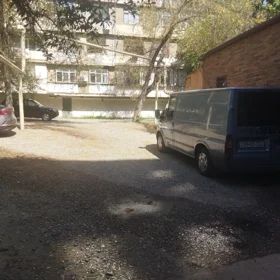 In Baku nan acre land is for sale - Image 2