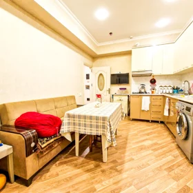 In Baku 110.0 m² apartment is for rent - Image 2
