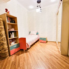 In Baku 110.0 m² apartment is for rent - Image 8