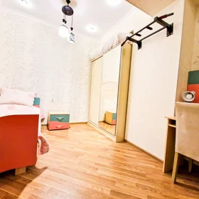 In Baku 110.0 m² apartment is for rent - Image 9
