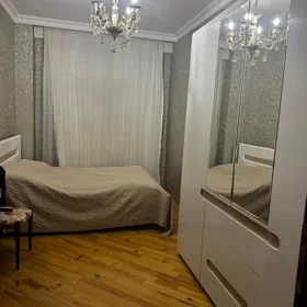 In Baku 110.0 m² apartment is for sale - Image 6