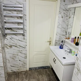 In Baku 101.0 m² apartment is for sale - Image 8