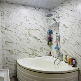 In Baku 101.0 m² apartment is for sale - Image 9