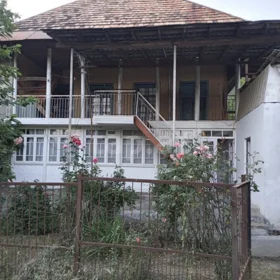 In nan 600.0 m² house with 5.0 rooms is for sale - Image 2