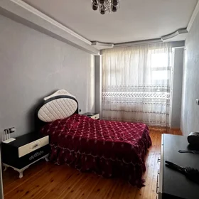 In Baku 84.0 m² apartment is for sale - Image 3