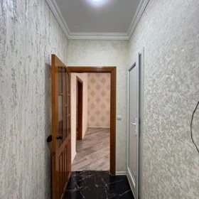 In Baku 65.0 m² apartment is for rent - Image 2