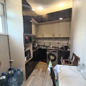 In Baku 100.0 m² house with 3.0 rooms is for sale - Image 4