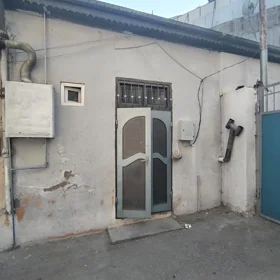 In Baku 100.0 m² house with 3.0 rooms is for sale - Image 5