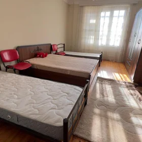 In Baku 60.0 m² apartment is for rent - Image 2