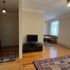 In Baku 60.0 m² apartment is for rent - Image 8
