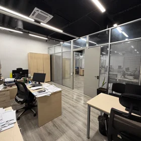 In Xətai rayonu 235.0 m² commercial is for rent - Image 6