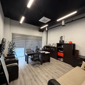 In Xətai rayonu 235.0 m² commercial is for rent - Image 7