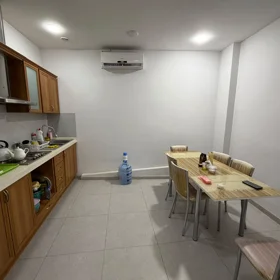 In Xətai rayonu 235.0 m² commercial is for rent - Image 8