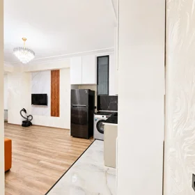 In Baku 70.0 m² apartment is for rent - Image 4