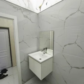 In Baku 60.0 m² apartment is for rent - Image 9