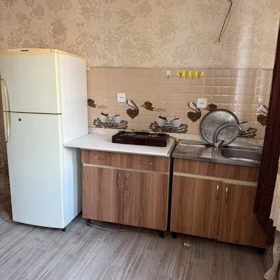 In Khirdalan 25.0 m² house with 1.0 rooms is for sale - Image 4