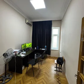In Baku 650.0 m² commercial is for rent - Image 7