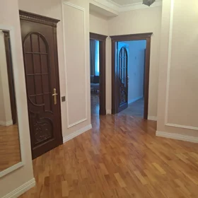 In Baku 100.0 m² apartment is for rent - Image 4