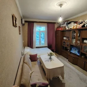 In Baku 35.0 m² apartment is for sale - Image 2