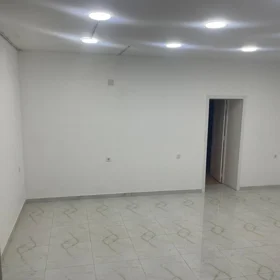 In Baku 88.0 m² commercial is for rent - Image 2