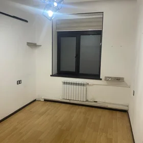 In Baku 88.0 m² commercial is for rent - Image 5