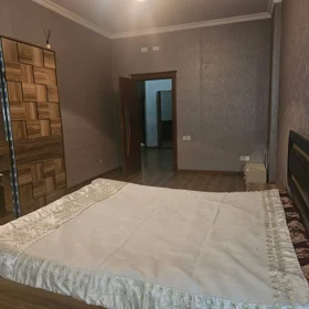 In Baku 135.0 m² apartment is for rent - Image 5