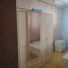 In Baku 70.0 m² apartment is for sale - Image 3