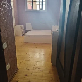 In Baku 70.0 m² apartment is for sale - Image 5