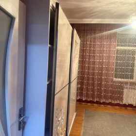 In Baku 100.0 m² apartment is for sale - Image 5