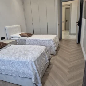 In Baku 120.0 m² apartment is for rent - Image 8