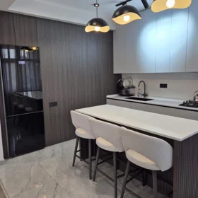 In Baku 120.0 m² apartment is for rent - Image 9